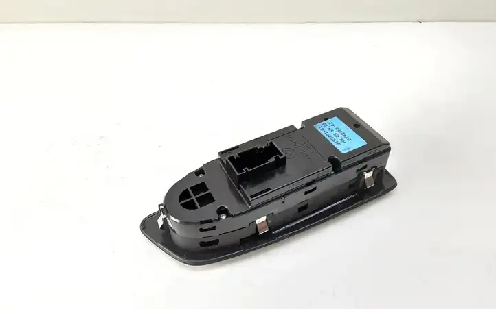 BMW 1 E81 E87 (2004 - 2011) 9155491 Кнопка стеклоподъемников — фото 2