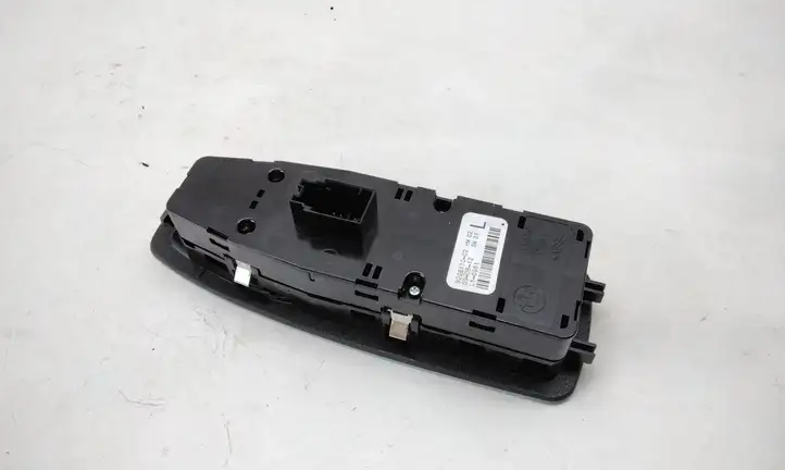 BMW 1 F20 F21 (2011 - 2019) 9208110 Блок кнопок стеклоподъемников — фото 2