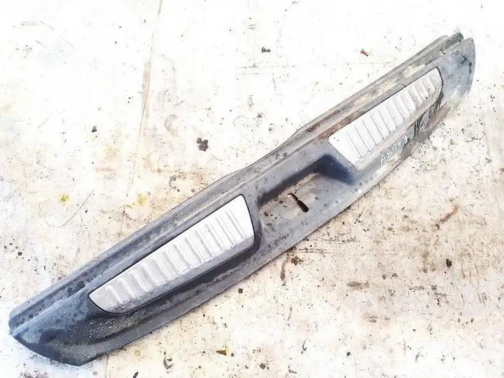 Renault Laguna III (2007 - 2015) 849200006r Отделка порога багажника — фото 1