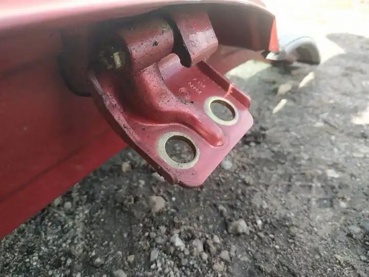 Fiat Punto (188) (1999 - 2010) Нижняя петля задней двери — фото 2