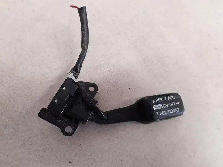 Toyota Corolla E120 E130 (2000 - 2004) 18a009 Кнопка управления круиз контроля — фото 1