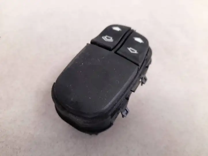 Ford Focus (1998 - 2004) 98ag14529ac Кнопка стеклоподъемников — фото 2