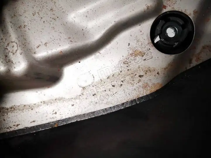 Mazda 3 II (2009 - 2011) bbp360371 Обшивка рулевой колонки — фото 3