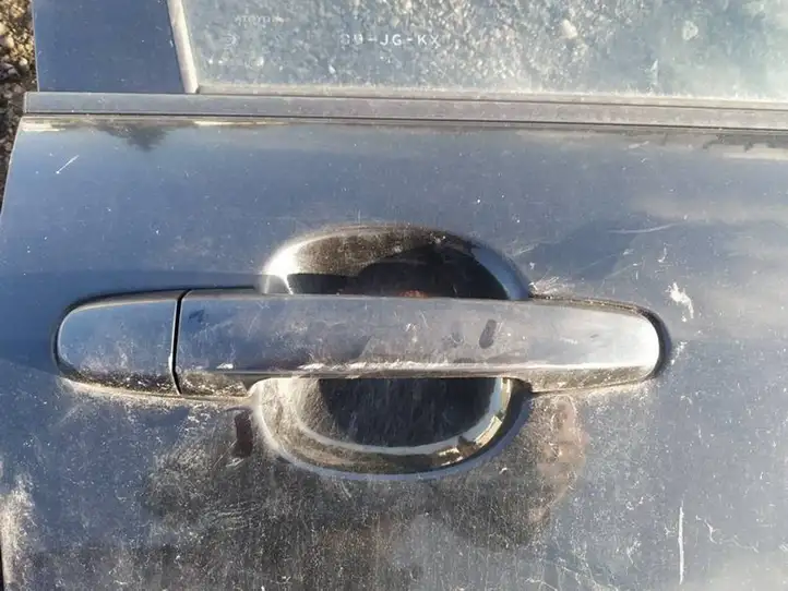 Toyota Corolla E120 E130 (2000 - 2004) Наружная ручка двери — фото 1