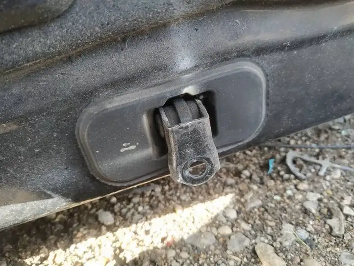 Nissan Qashqai (2006 - 2010) Ограничитель задней двери — фото 2