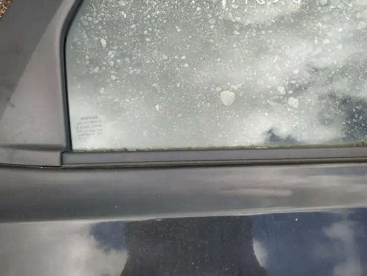 Nissan Qashqai (2006 - 2010) Накладка стекла задней двери — фото 2