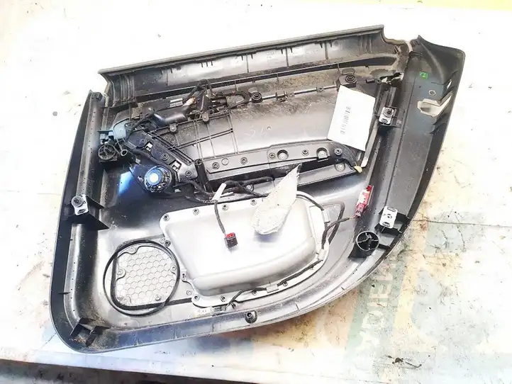 Audi A6 S6 C6 4F (2004 - 2008) 4f0867305 Обшивка задней двери — фото 2