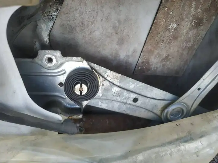 Toyota Corolla Verso AR10 (2004 - 2009) Стеклоподъемник передней двери (комплект) — фото 2
