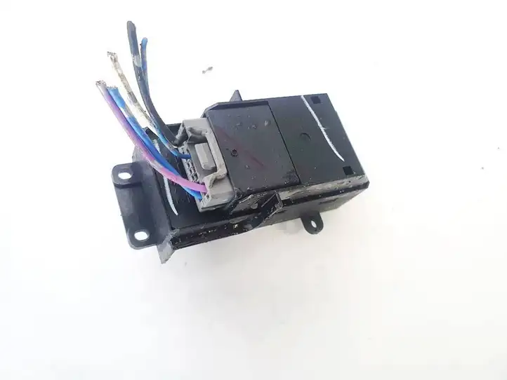 Honda CR-V (2006 - 2009) f000251ab Блок кнопок стеклоподъемников — фото 3