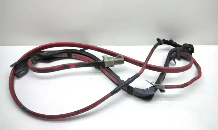 BMW 5 E60 E61 (2004 - 2010) 9176953 Плюсовой провод аккумулятора — фото 1