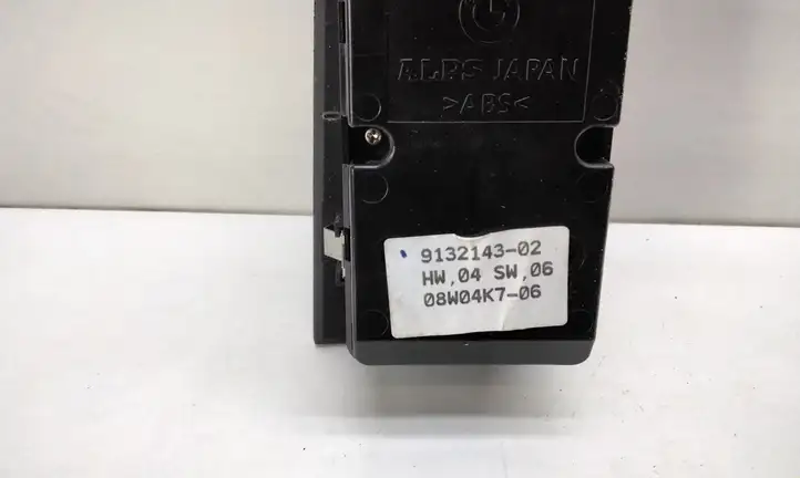 BMW 3 E90 E91 (2005 - 2012) 9132143 Кнопка стеклоподъемников — фото 3