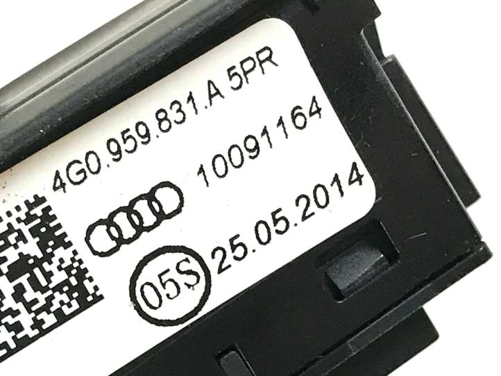Audi Q5 (2012 - 2017)  4G0959831A Выключатель открытия задней двери