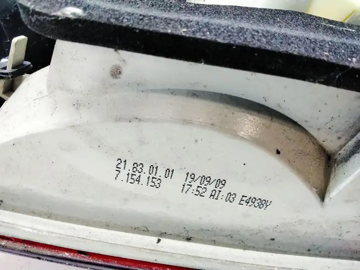 BMW 3 E90 E91 (2005 - 2012) 7154153 Задний фонарь в кузове — фото 3