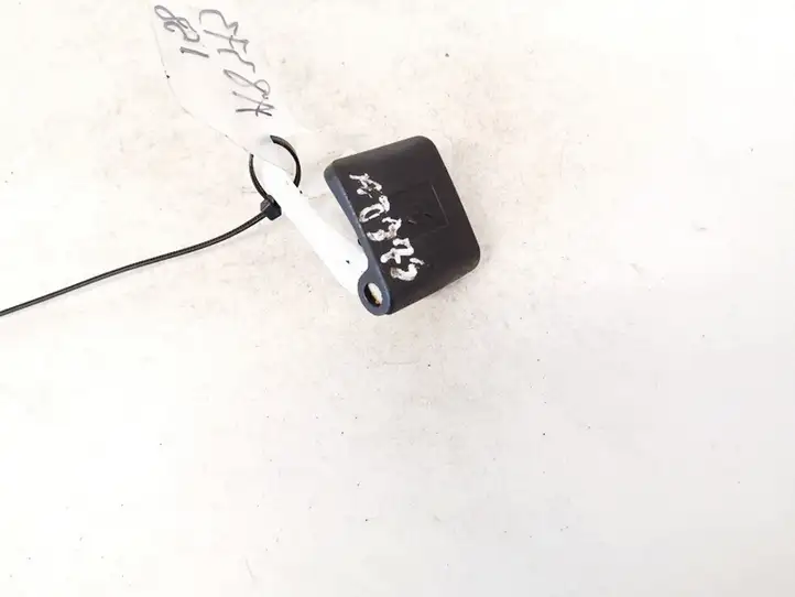 Toyota Avensis T250 (2003 - 2006) Ручка открытия капота — фото 1
