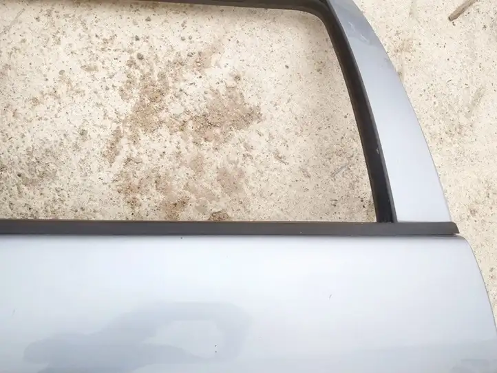 Skoda Fabia Mk1 (6Y) (1999 - 2007) Накладка стекла задней двери — фото 3