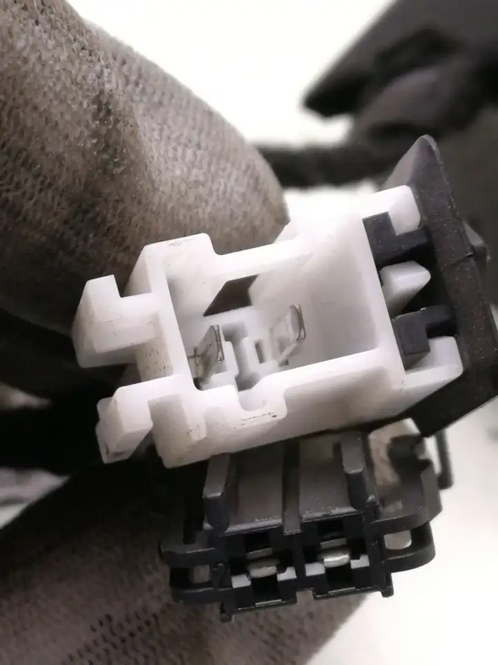 Mercedes-Benz E W211   A2118202702 Громкоговоритель (громкоговорители) высокой частоты в передних дверях