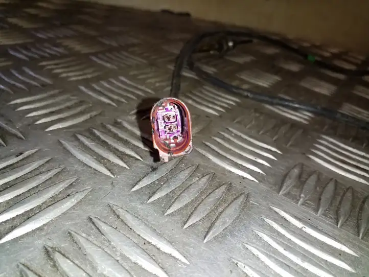 Volkswagen PASSAT B8 (2015 - )  04L906088DB Датчик температуры выхлопного газа