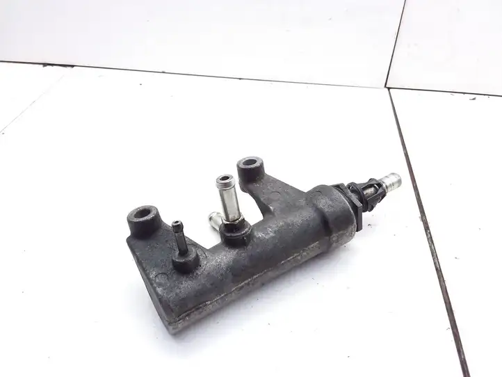 Opel Astra H (2004 - 2009) 55193043 Регулятор давления топлива — фото 3