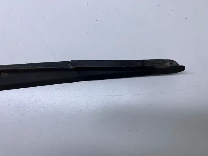 Seat Leon (1P) (2005 - 2012) 1P0854319D Накладка стоек лобового стекла — фото 4
