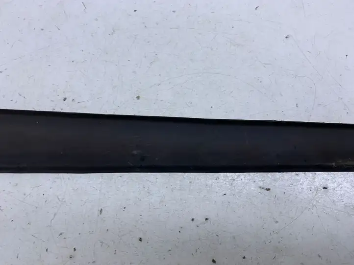 Seat Leon (1P) (2005 - 2012) 1P0854319D Накладка стоек лобового стекла — фото 6