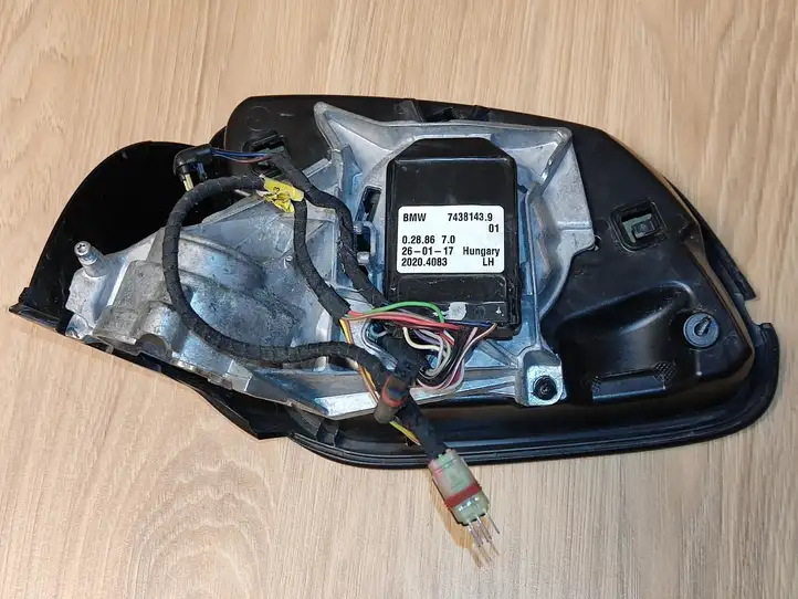 BMW 3 F30 F35 F31 (2012 - 2018) 51167459351 Боковое зеркало с электроприводом — фото 4