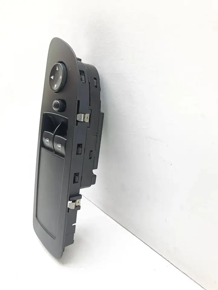 BMW 1 E81 E87 (2004 - 2011) 9167154 Блок кнопок стеклоподъемников — фото 2