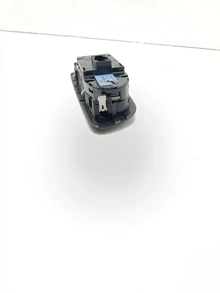 BMW 1 E81 E87 (2004 - 2011) 9167154 Блок кнопок стеклоподъемников — фото 5