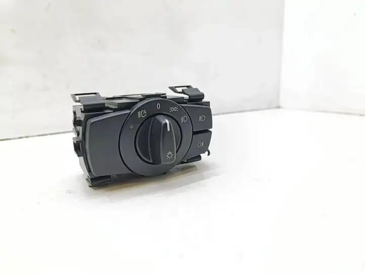 BMW 1 E81 E87 (2004 - 2011) 6932796 Включатель фонарей — фото 3