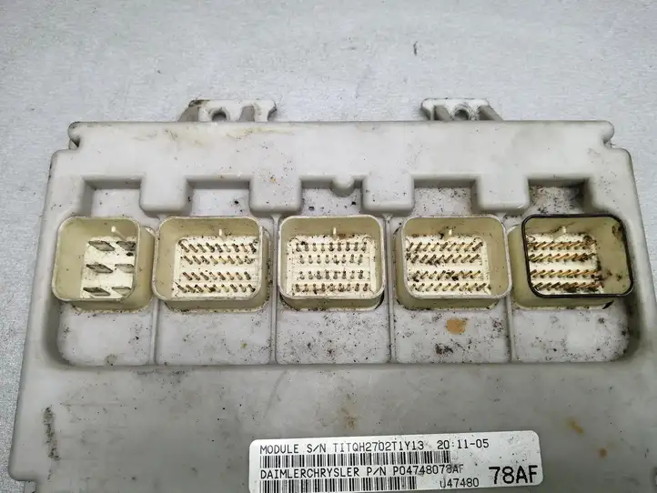 Chrysler Voyager (2001 - 2004) P04748078AF Модуль комфорта — фото 5