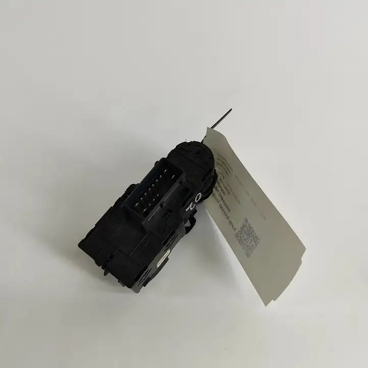 Peugeot 208 (2012 - 2015) 96751120ZD Кнопка стеклоподъемников — фото 4