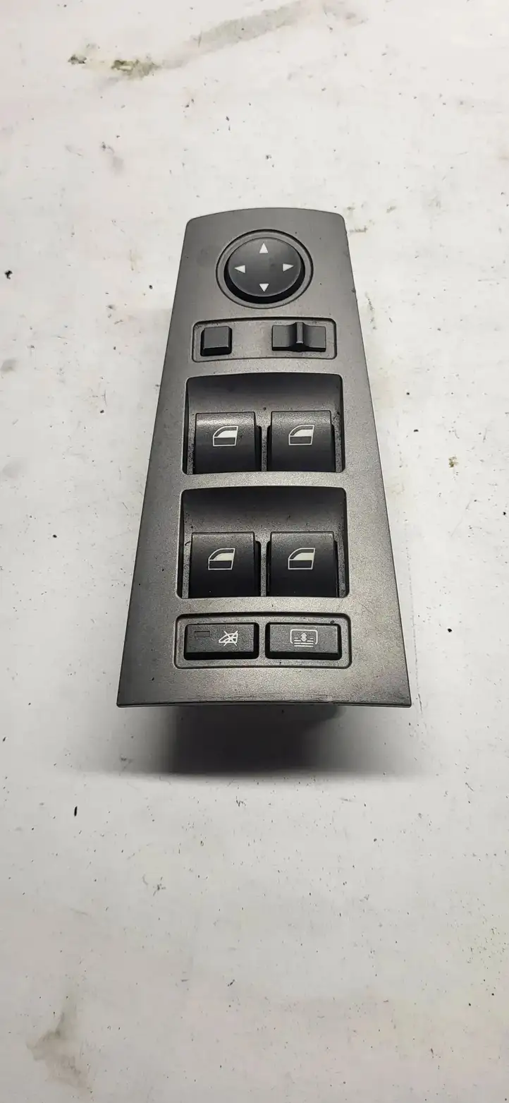 BMW 7 E65 E66 (2001 - 2008) 6917106 Кнопка стеклоподъемников — фото 1