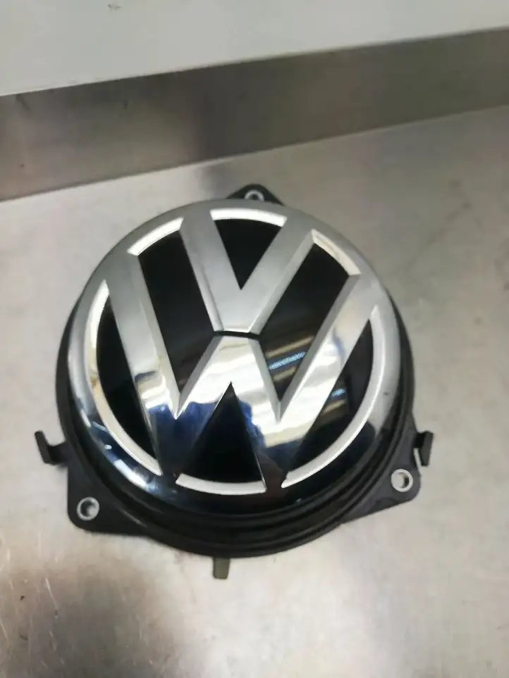 Volkswagen Polo VI (2015 - 2019) 2G6827469 Ручка крышки багажника — фото 1