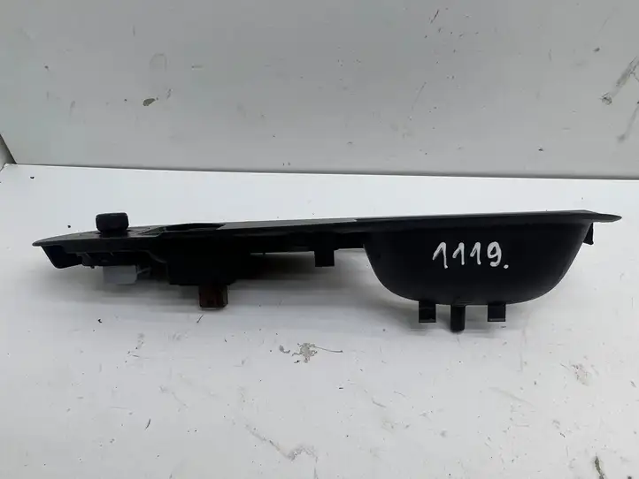 Volkswagen PASSAT B6 (2005 - 2010) 1K3959857A Блок кнопок стеклоподъемников — фото 4