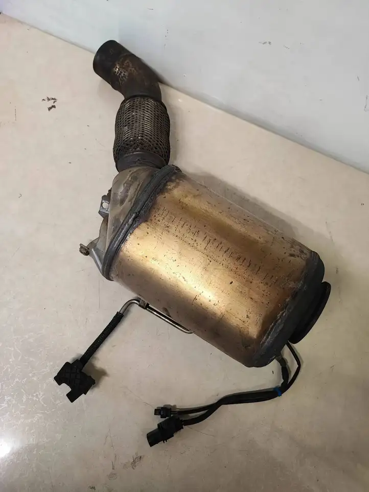 BMW 3 E92 E93 (2005 - 2014) 8506883 Катализатор / DPF / FAP — фото 2