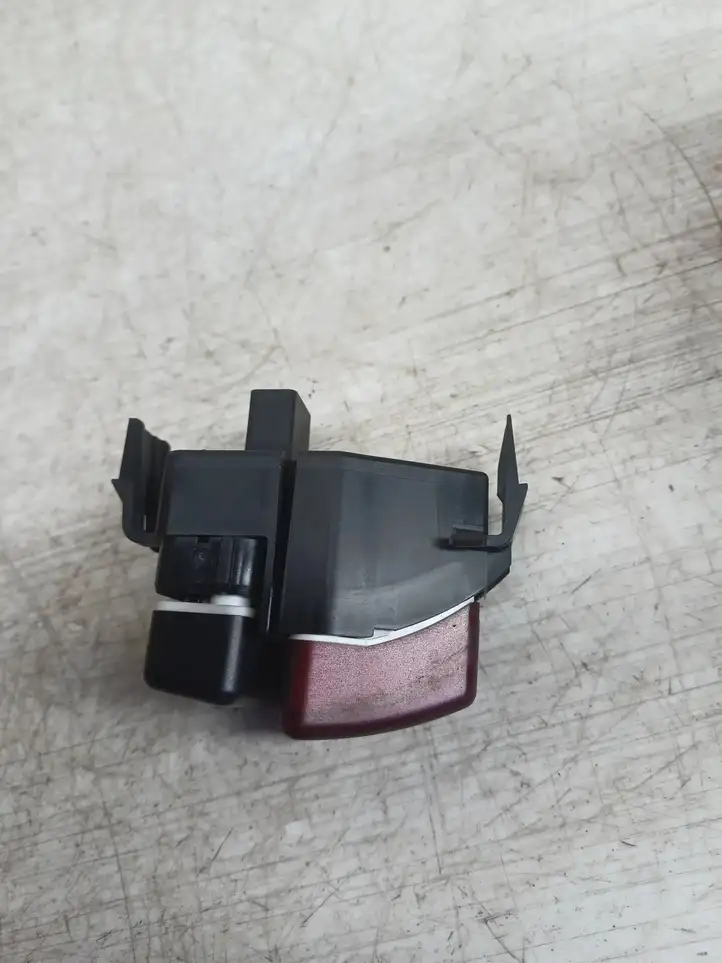 Mercedes-Benz Vaneo W414 (2001 - 2005) A4148202010 Включатель аварийных фонарей — фото 3