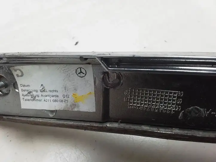 Mercedes-Benz E W211 (2002 - 2009) A2116800871 Прочие детали салона — фото 5