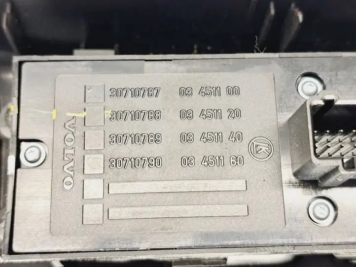 Volvo V50 (2004 - 2008) 30710788 Кнопка стеклоподъемников — фото 7