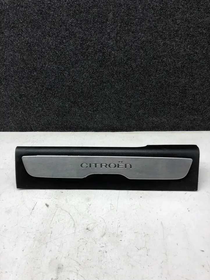 Citroen C4 I Picasso (2006 - 2013) 9677731577 Внутренняя отделка заднего порога — фото 1