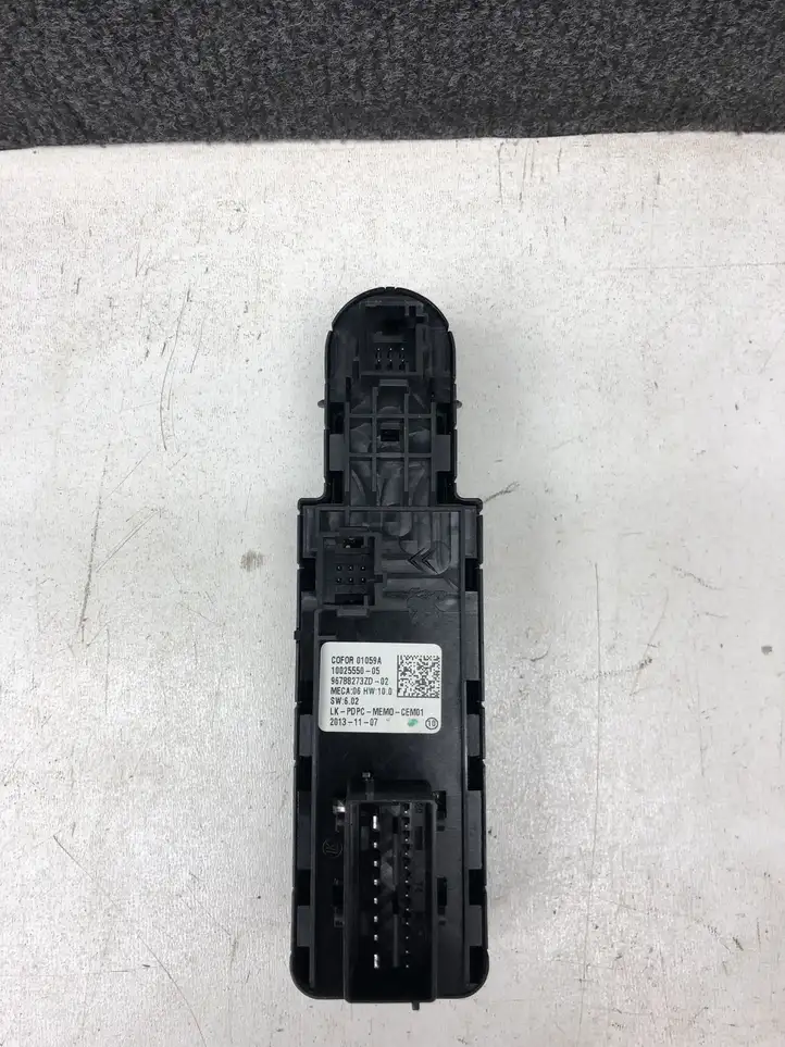 Citroen C4 I Picasso (2006 - 2013) 96788273ZD Блок кнопок стеклоподъемников — фото 3