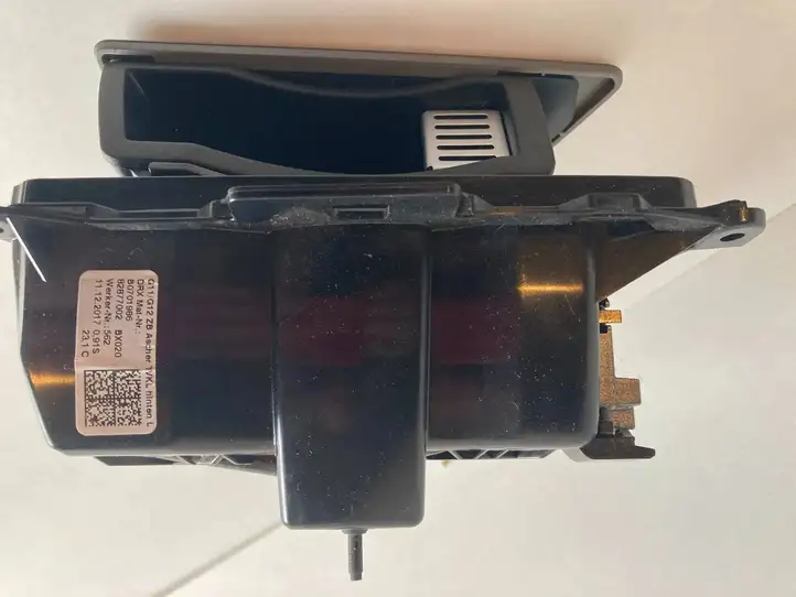 BMW 7 G11 G12 (2015 - 2022) 7398885 Дверная пепельница — фото 3