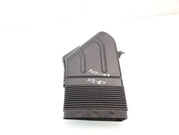 Audi A4 S4 B6 8E 8H (2000 - 2006) 8E0129617D Детали воздухозаборника — фото 1