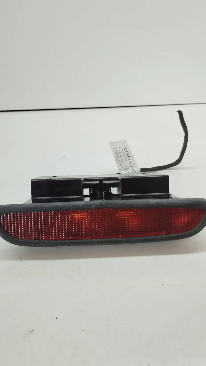 Mercedes-Benz A W169 (2004 - 2012) 1688200056 Дополнительный стоп фонарь — фото 1