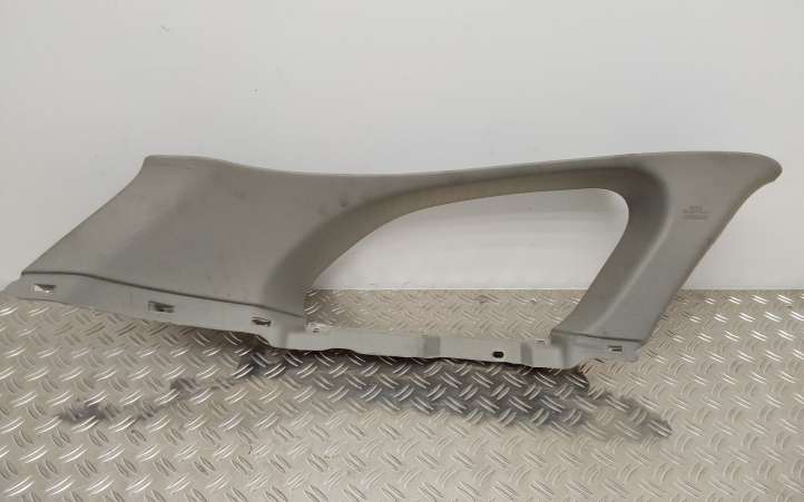 Toyota Avensis T270 (2012 - 2015)  6247205140 Отделка заднего бокового стекла