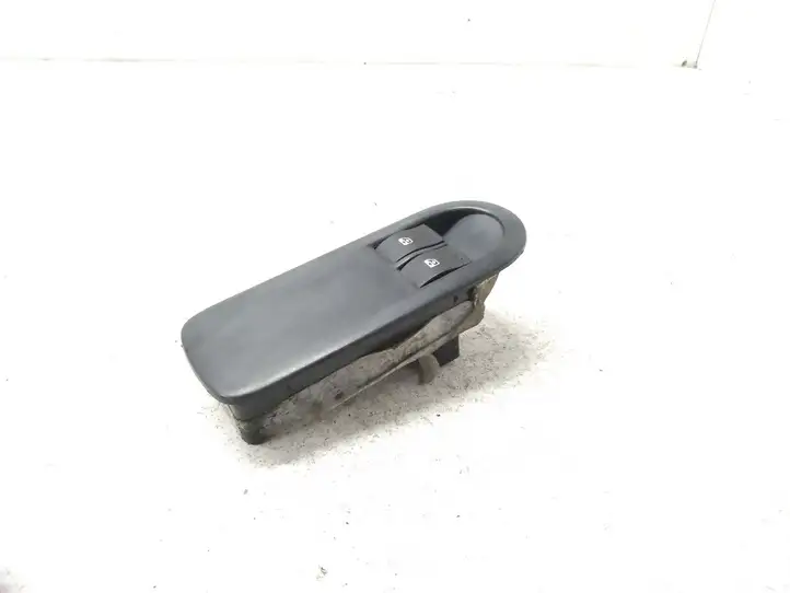 Renault Megane II (2006 - 2008) 156018090 Блок кнопок стеклоподъемников — фото 1