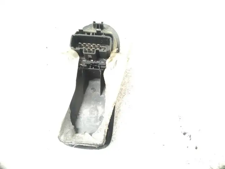 Renault Megane II (2006 - 2008) 156018090 Блок кнопок стеклоподъемников — фото 2