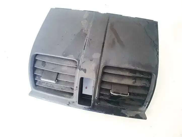 Honda CR-V (2006 - 2009) 77610swaa0 Центральный воздушный дефлектор — фото 1