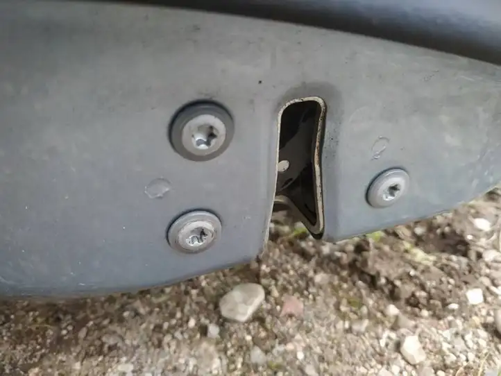 Toyota Auris E180 (2012 - 2018) Замок задней двери — фото 1