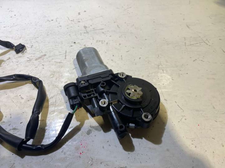 Dodge Grand Caravan (2007 - 2020)  D7661372B Притягиватель задней крышки