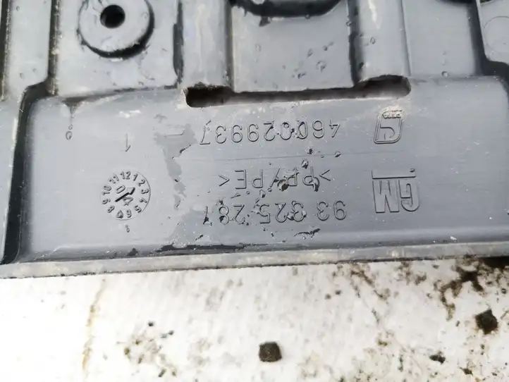 Opel Meriva A (2002 - 2006) 93325287 Отделка порога багажника — фото 3