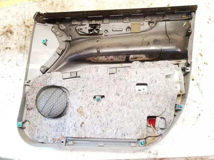 Toyota Corolla Verso AR10 (2004 - 2009) 6777844020 Обшивка передней двери — фото 2